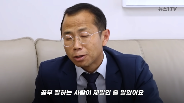 아직도 대한민국이 충분히 개천에서 용날수 있는 사회다